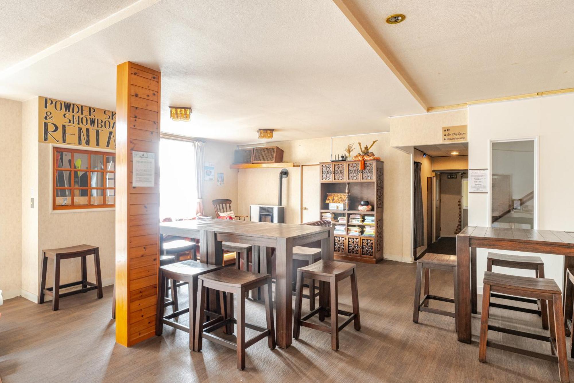 ליאמה Togari Inn Suites מראה חיצוני תמונה